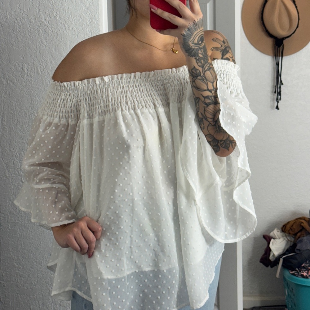 Kori White Textured Blouse size XL impressions online boutique - Picture 8 of 10